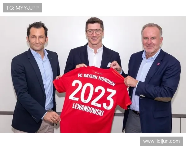 鲁梅尼格回忆签约瓜迪奥拉细节感激海因克斯为拜仁贡献