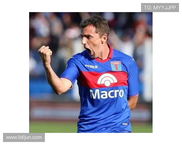 罗尔费斯称埃切韦里出场偏少因需稳固防守以助攻线发挥表现更好些