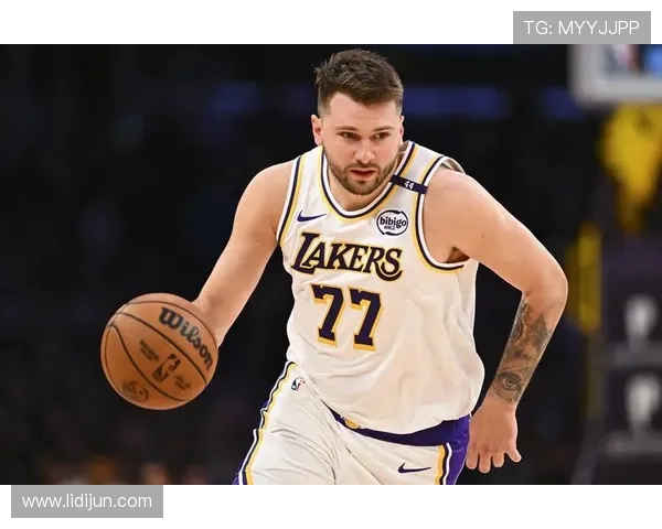 原创湖人背靠背状态全无，除了东契奇没一个能看的，詹姆斯10分下场